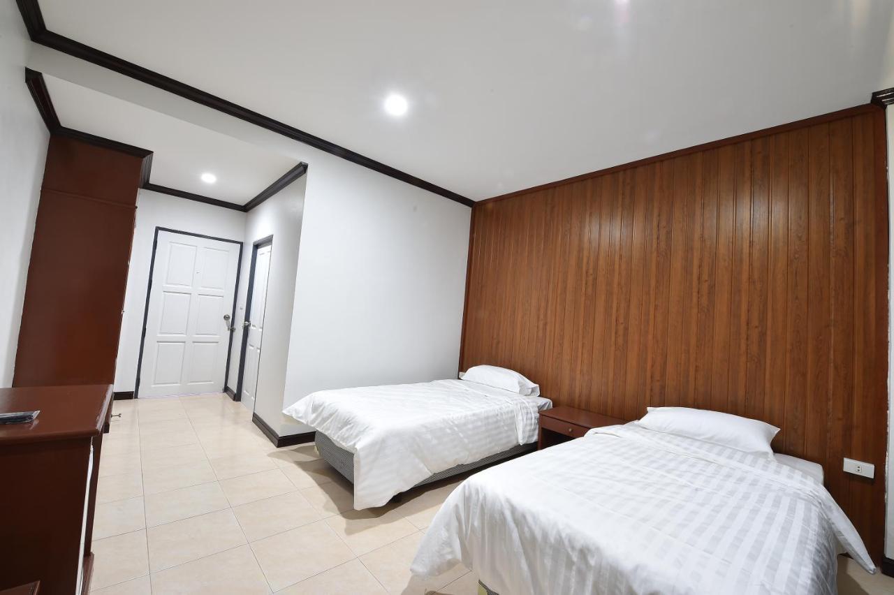 At Tp Hotel Phetchabun Exterior photo